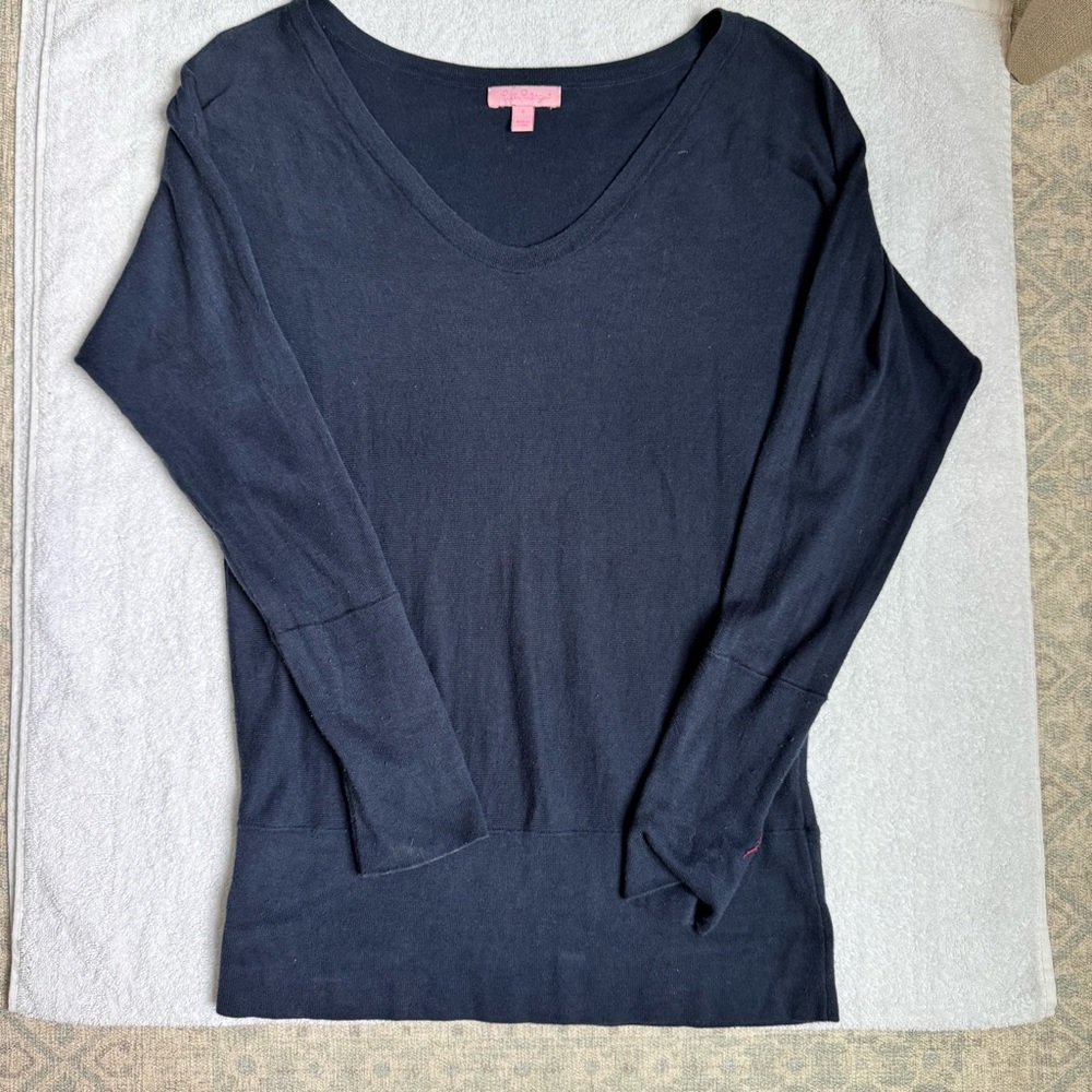 Lilly Pulitzer Navy Long Sleeve V-Neck Top